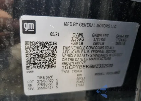 2021 Chevrolet Silverado K1500 Custom z USA, uszkodzony, nr VIN 1GCPYBEK6MZ332930